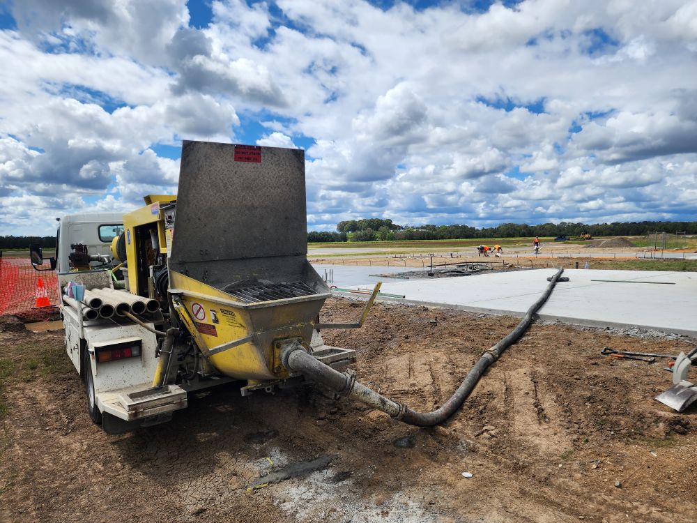 Line Pump vs Boom Pump: Choosing the Best for Your Project