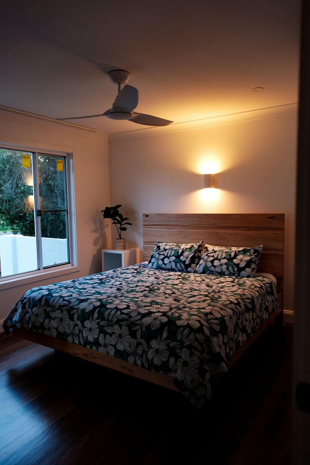 Bedroom Emf Lighting